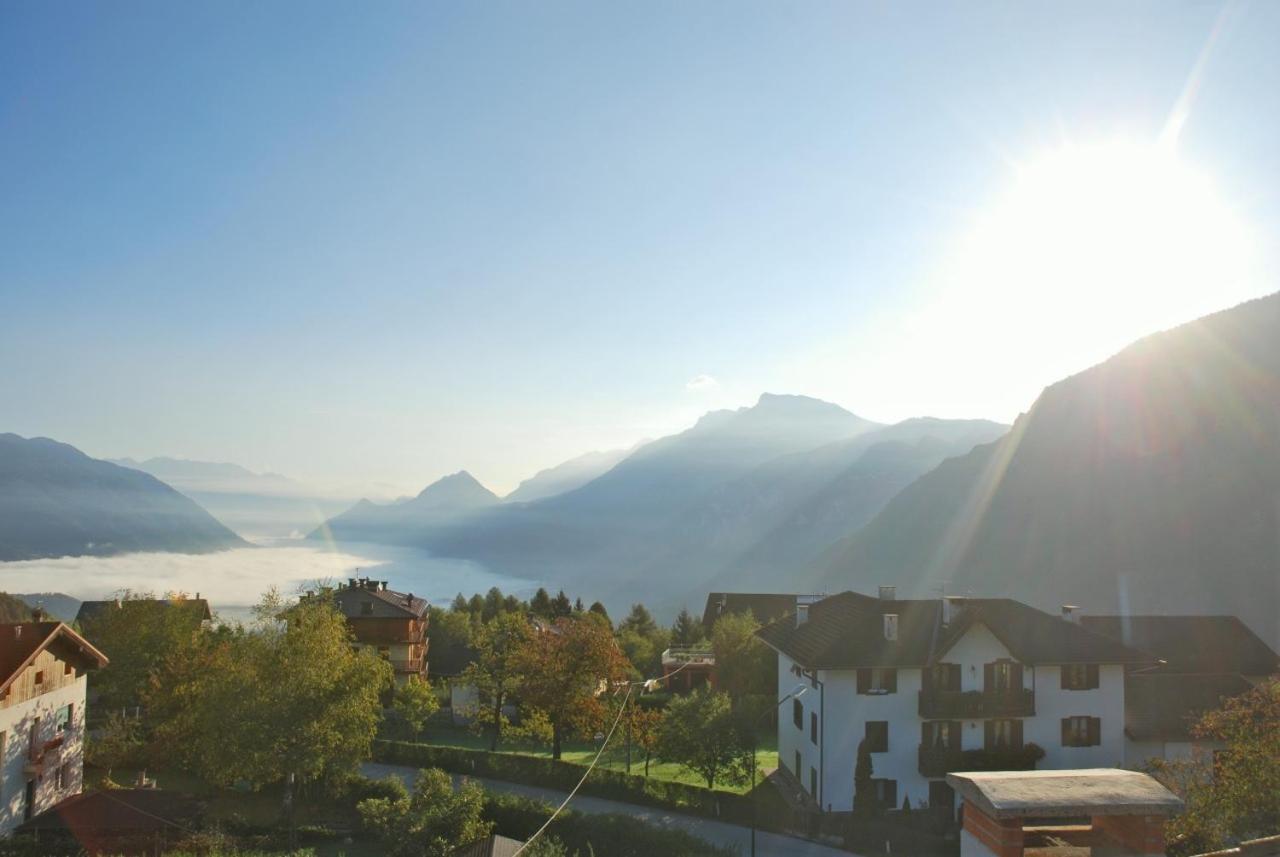 Al Pian Garni Hotel - B&B & Pizza Vattaro Kültér fotó