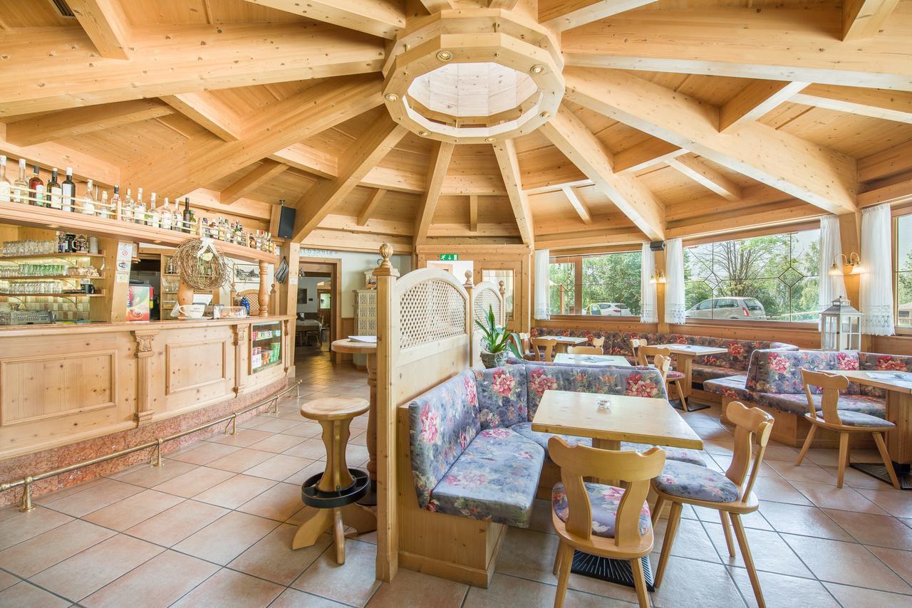 Al Pian Garni Hotel - B&B & Pizza Vattaro Kültér fotó