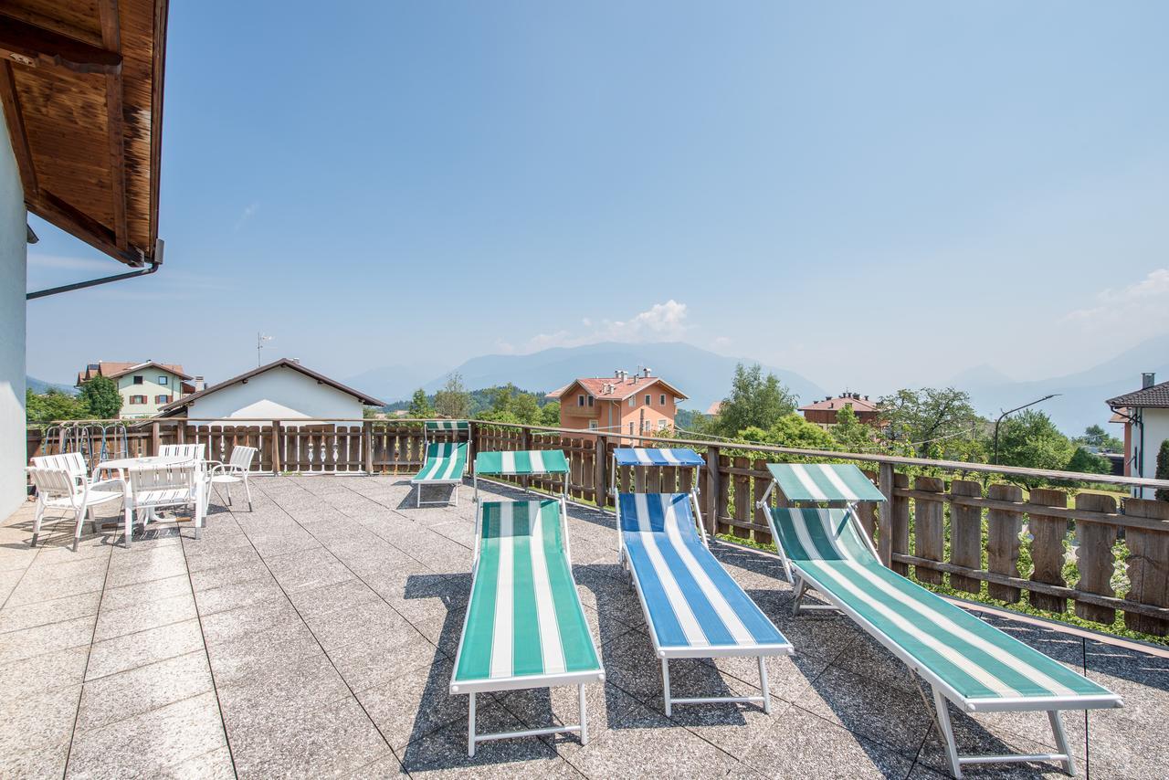 Al Pian Garni Hotel - B&B & Pizza Vattaro Kültér fotó